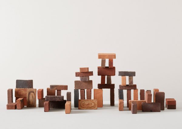 AKI BLOK x Petersen Tegl